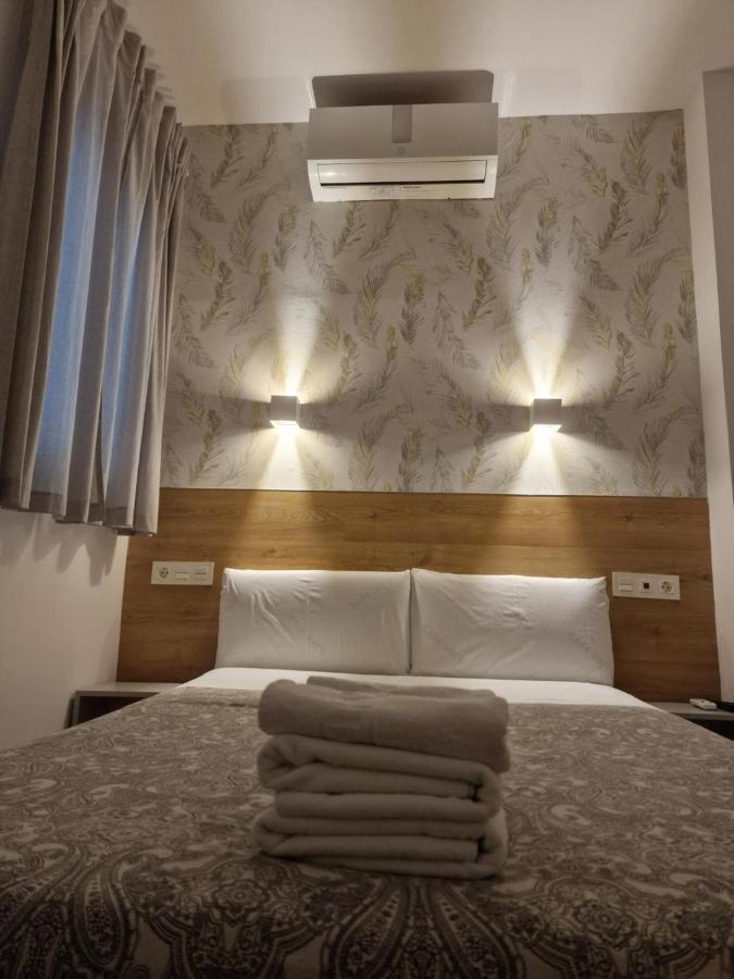 Hostal Esparteros Madrid Extérieur photo