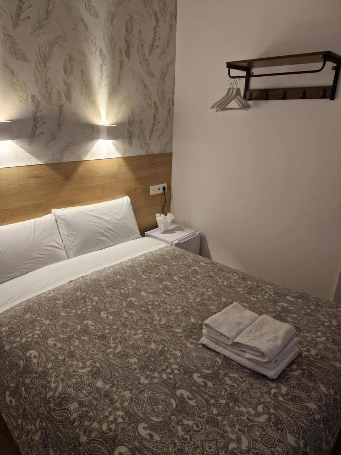 Hostal Esparteros Madrid Extérieur photo