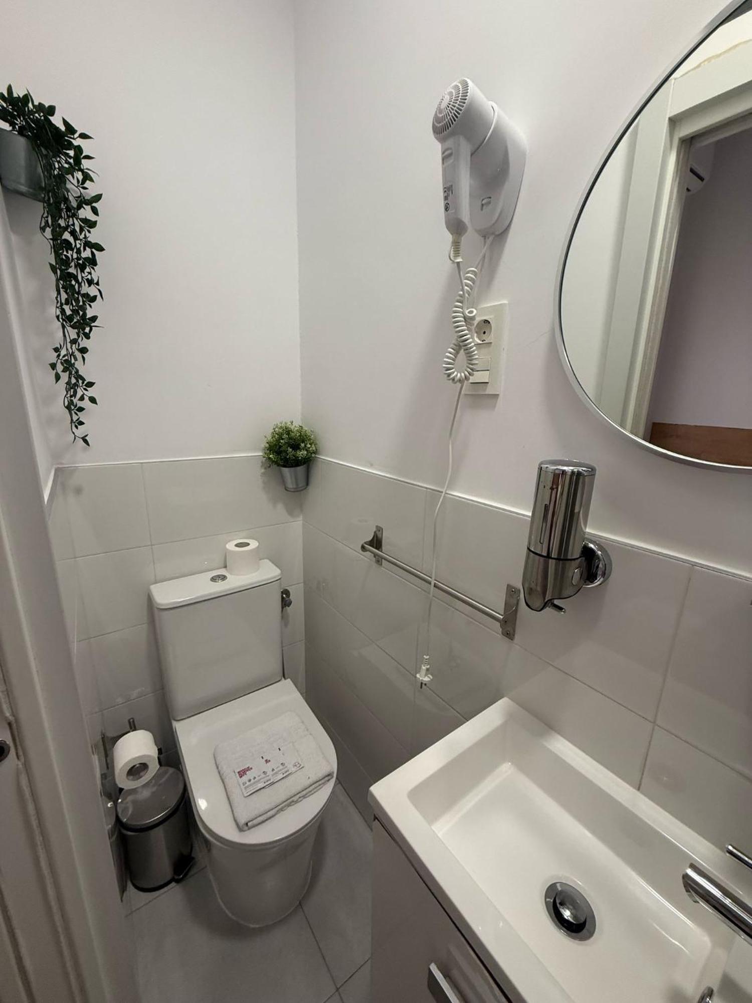 Hostal Esparteros Madrid Extérieur photo